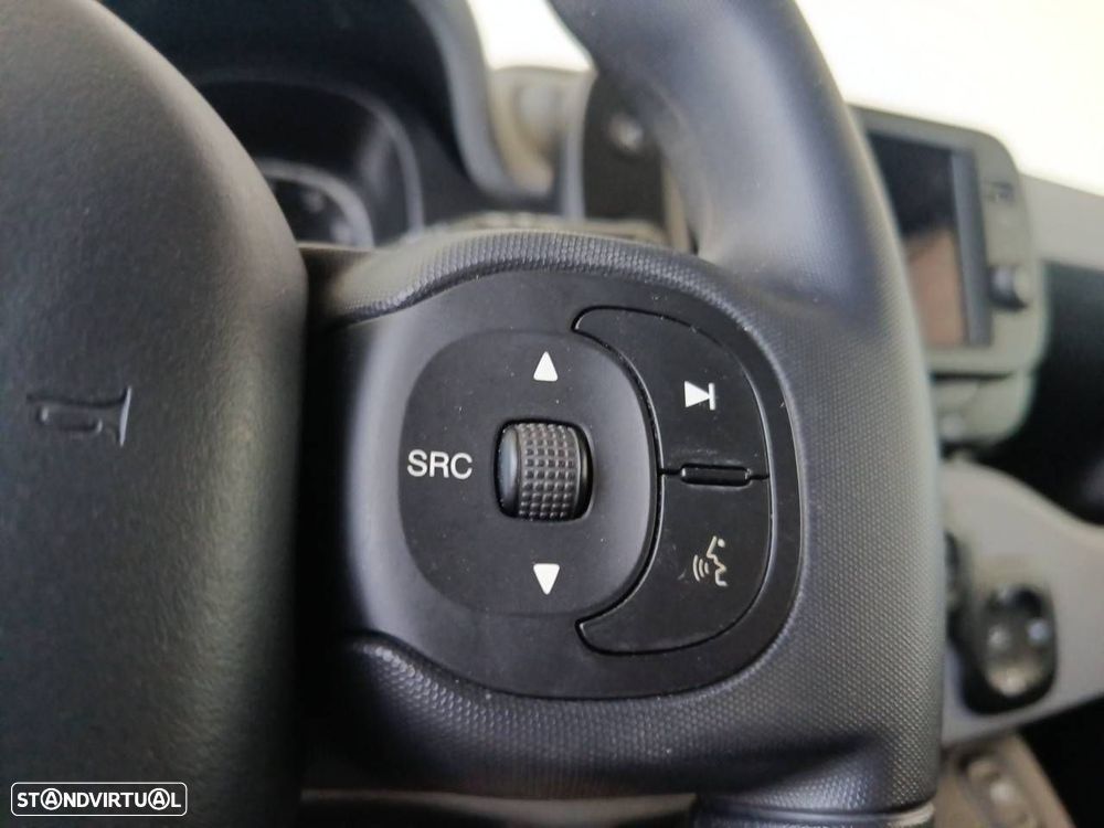 Fiat Panda 1.0 Hybrid City Cross - 17