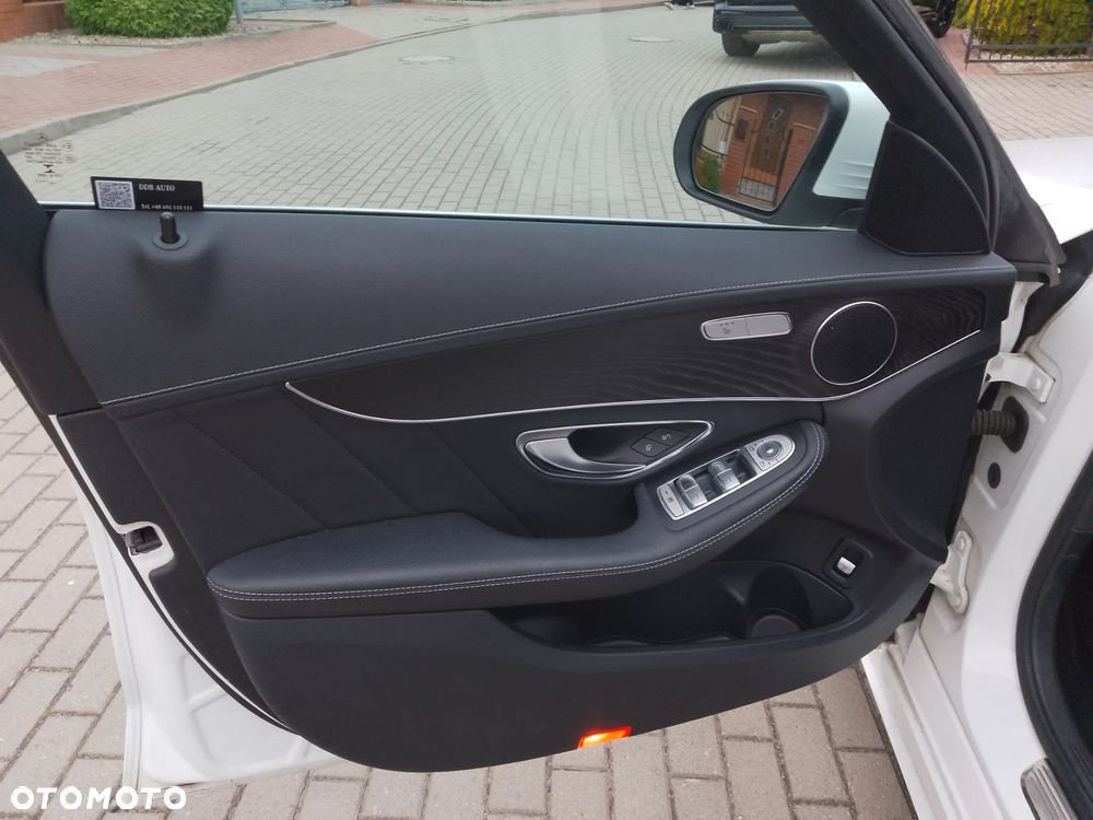 Mercedes-Benz Klasa C 200 4-Matic 7G-TRONIC - 11