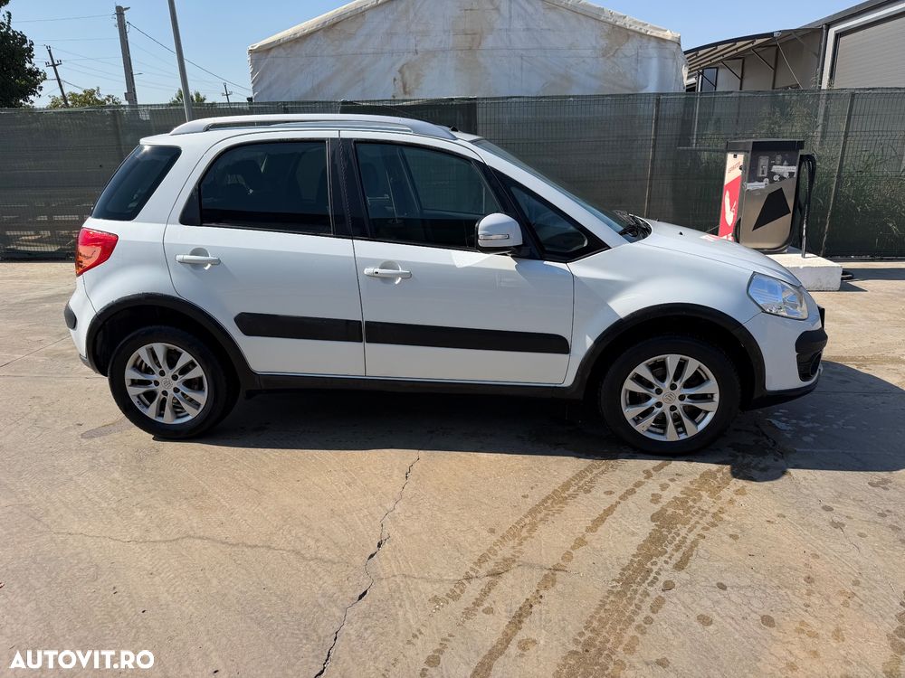 Suzuki SX4 1.6 4WD NAVI - 3