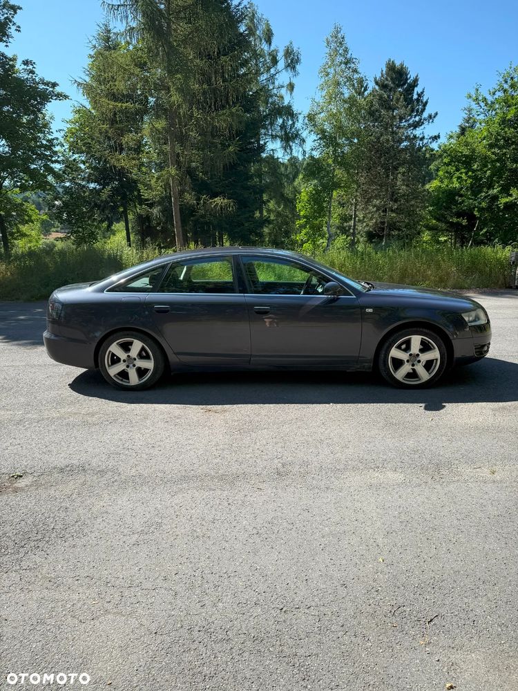Audi A6 Limousine 2.4 - 2
