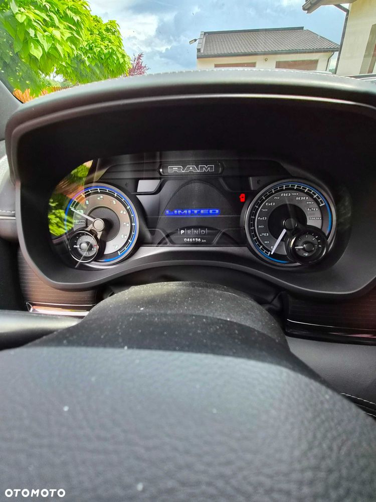 RAM 1500 - 5