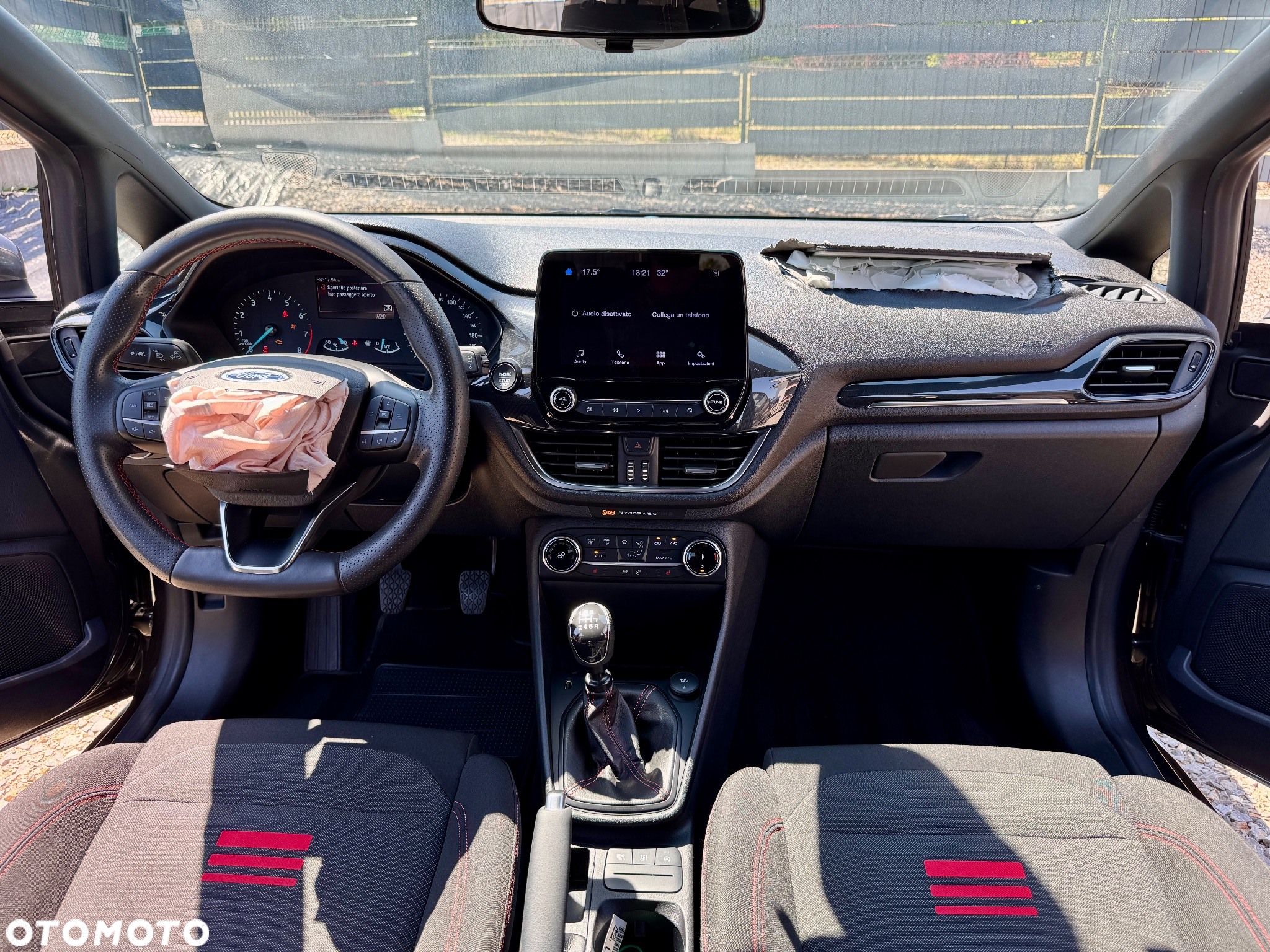Ford Fiesta - 21