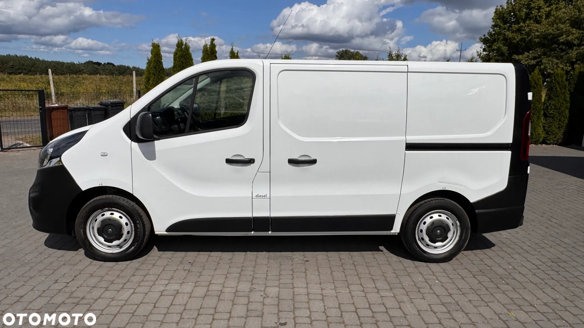 Opel VIVARO - 2