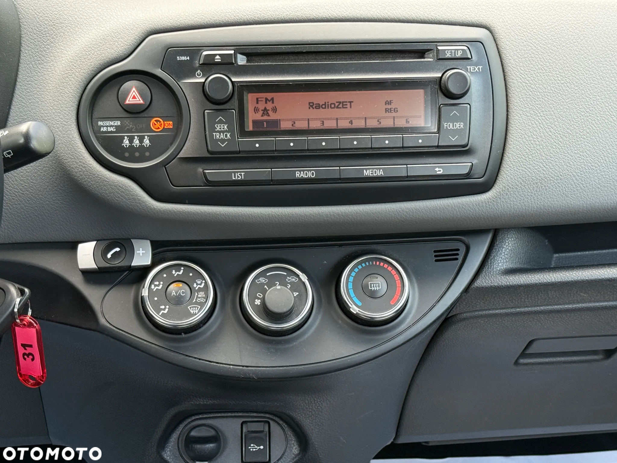 Toyota Yaris 1.0 Active EU6 - 5