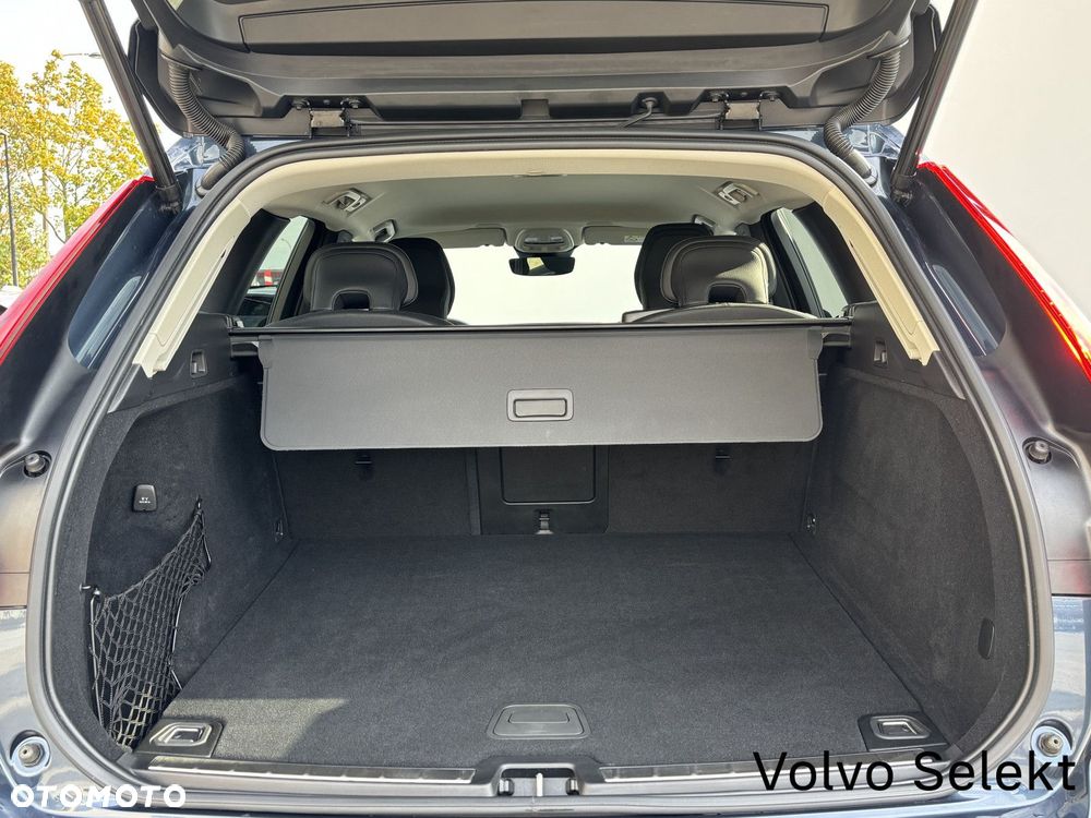 Volvo XC 60 - 22