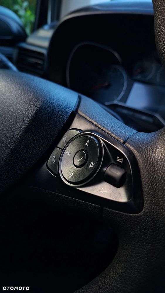 Opel Combo 1.2 Turbo Start/Stop Edition - 24