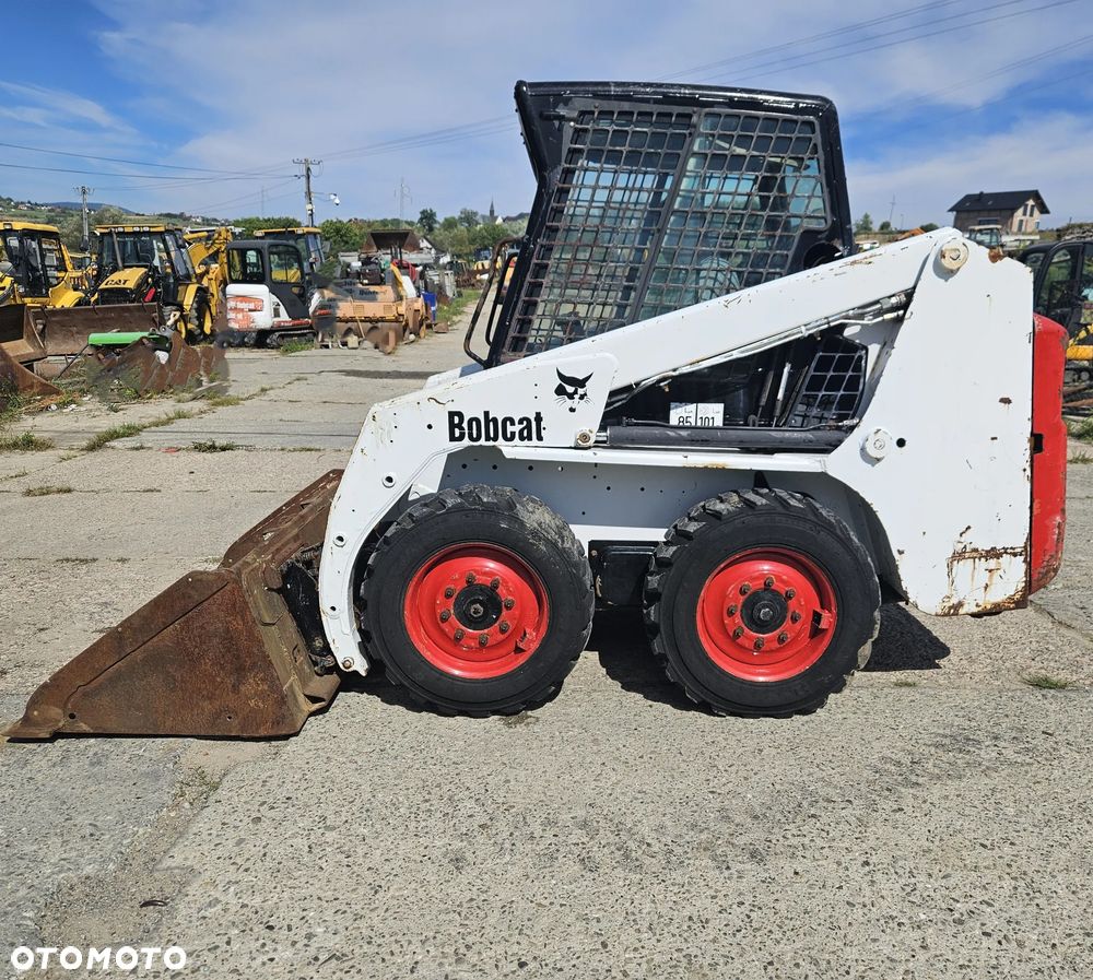 Bobcat S130* MINIŁADOWARKA BOBCAT S130** ŁADOWARKA BOBCAT S130** - 5