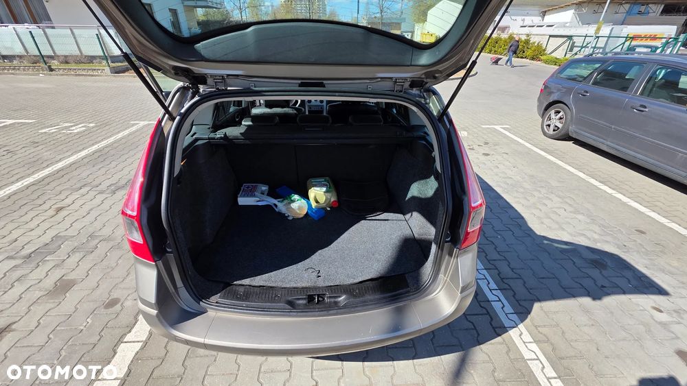 Renault Megane 1.6 Dynamique - 15