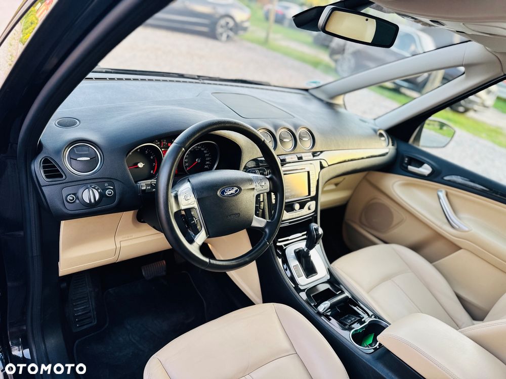 Ford Galaxy 2.0 T Platinium X (Ghia) - 23