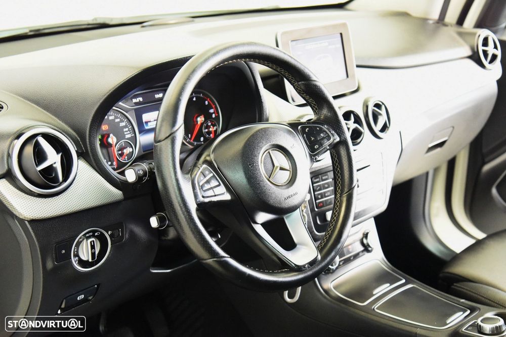 Mercedes-Benz B 180 CDI Urban Aut. - 18