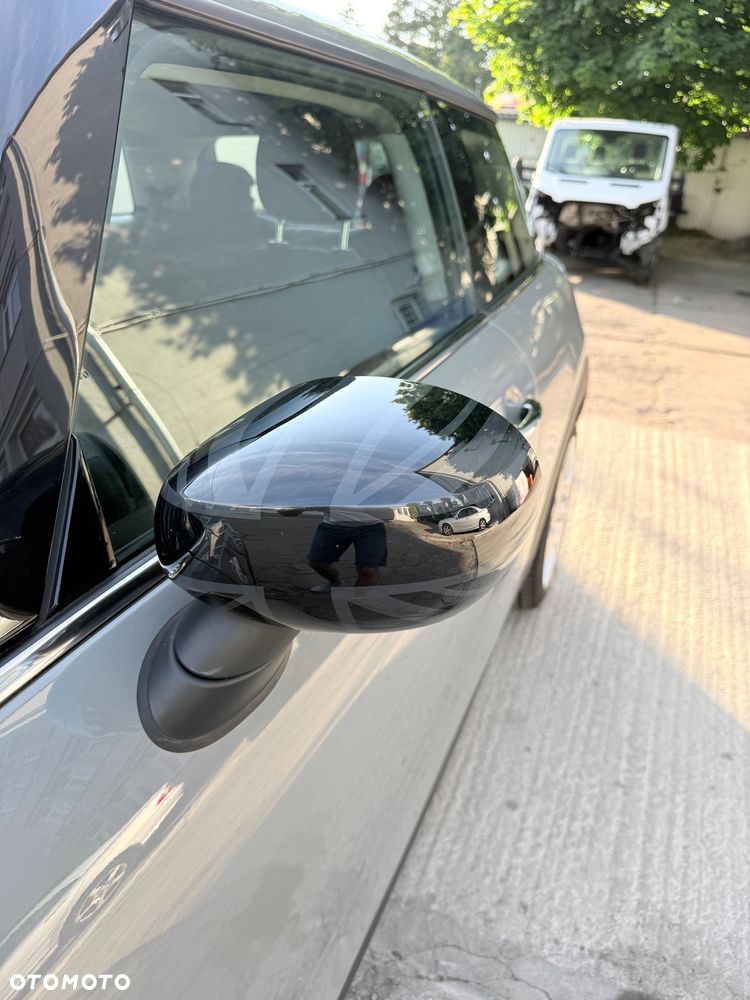 MINI ONE - 18