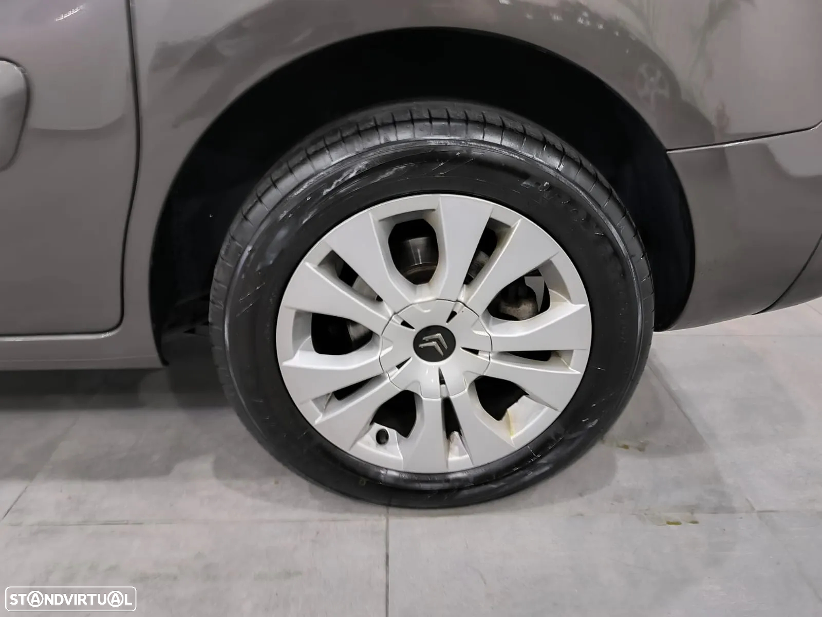 Citroën Berlingo 1.6 BlueHDi Feel 7L - 22