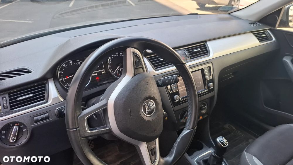 Skoda RAPID - 6