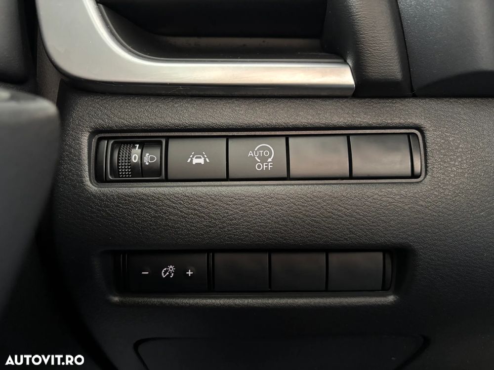 Nissan Qashqai 1.3 DIG-T MHEV Xtronic N-Connecta - 23