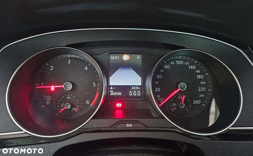 Volkswagen Passat - 6