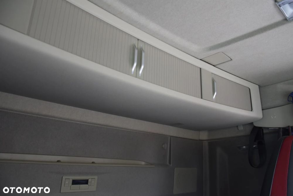 Volvo FH500 / NISKA KABINA / HYDRAULIKA / EURO 6 / ACC / LEDY / ALUFELGI / SERWISOWANY / SPROWADZONY - 32