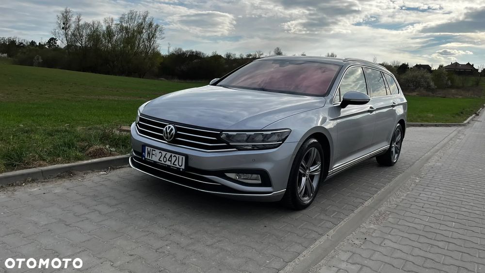 Volkswagen Passat Variant 1.5 TSI EVO Elegance DSG - 2