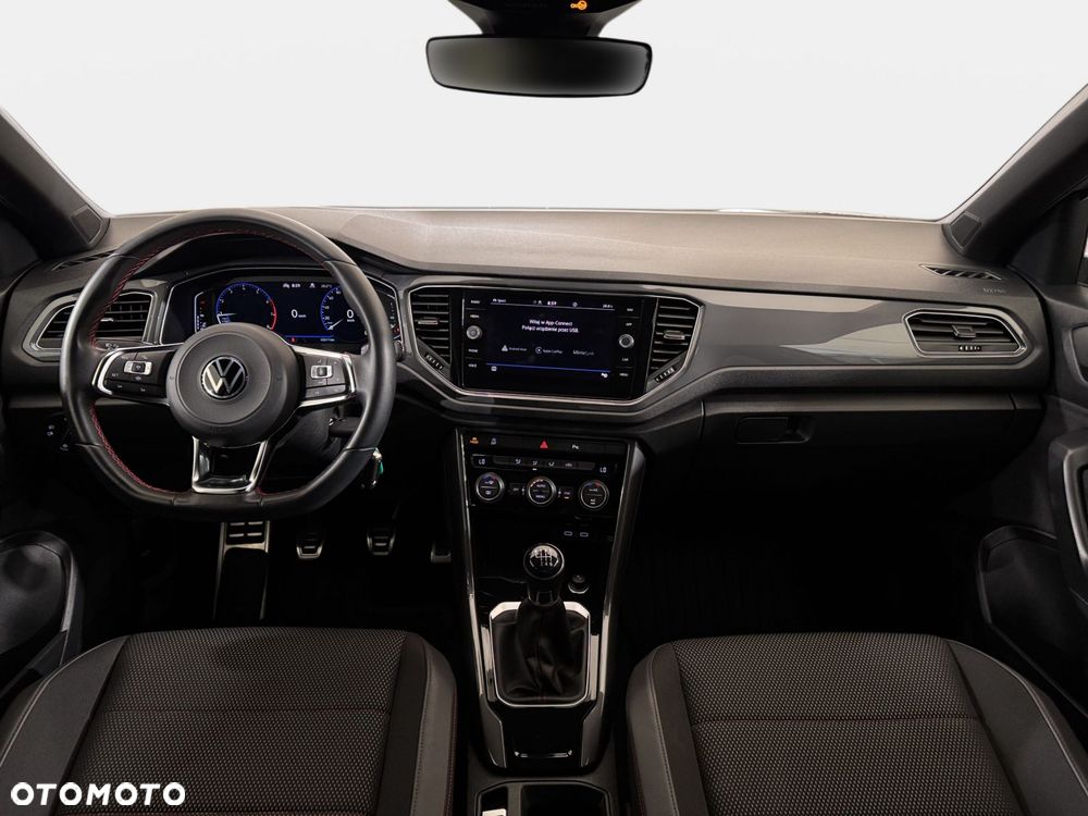 Volkswagen T-Roc - 16