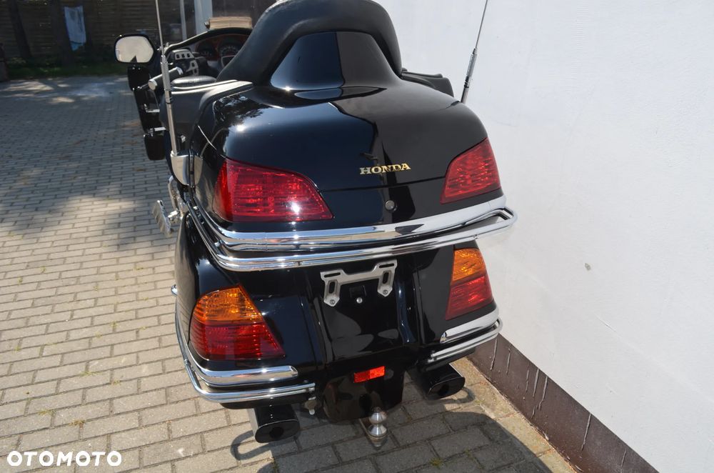 Honda GL - 24
