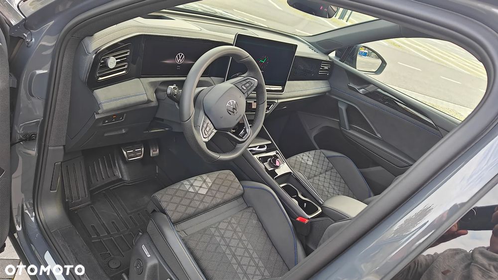 Volkswagen Tiguan 2.0 TDI 4Mot R-Line Plus DSG - 8