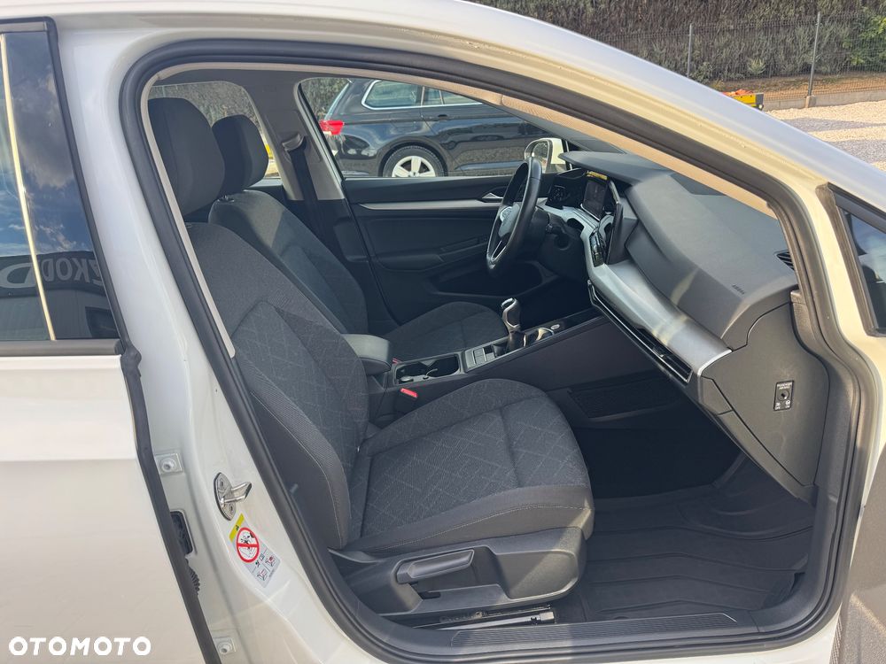 Volkswagen Golf VIII 1.5 TSI EVO Style - 18