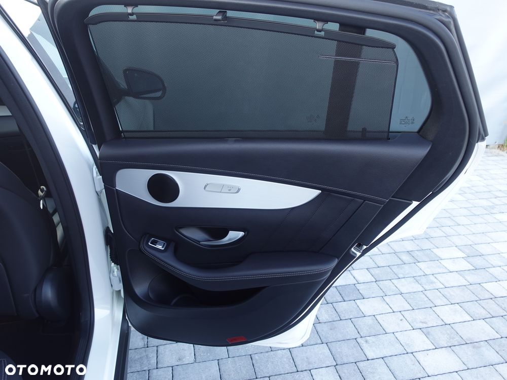 Mercedes-Benz GLC 300 de 4Matic 9G-TRONIC - 10