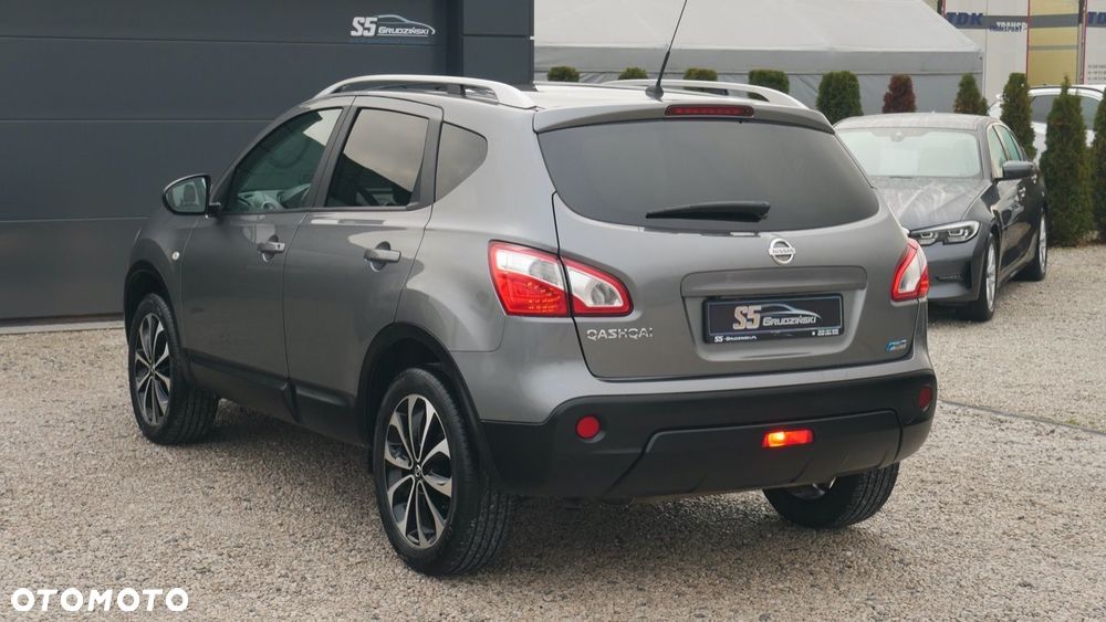 Nissan Qashqai - 4