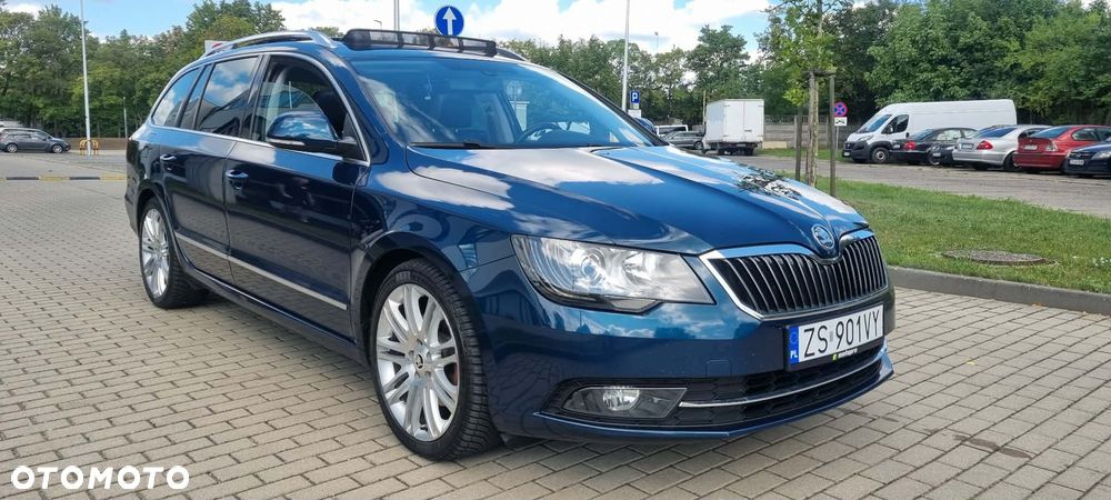 Skoda Superb 2.0 TDI Elegance - 2