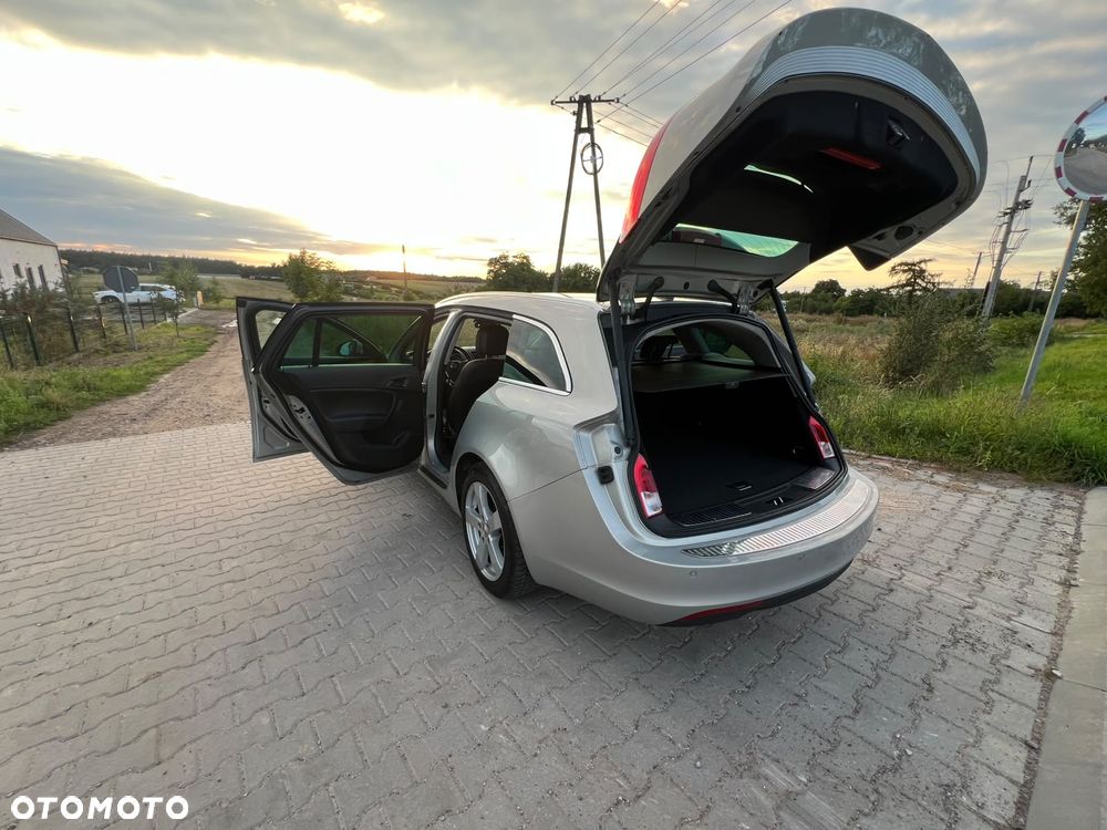 Opel Insignia - 11
