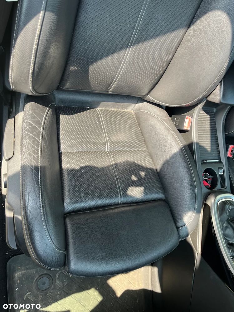 Opel Astra 1.6 Turbo Sport - 7
