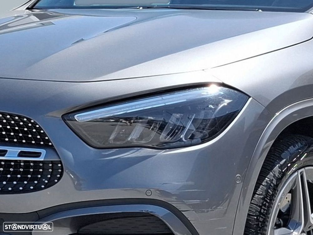 Mercedes-Benz GLA 250 e AMG Line - 2