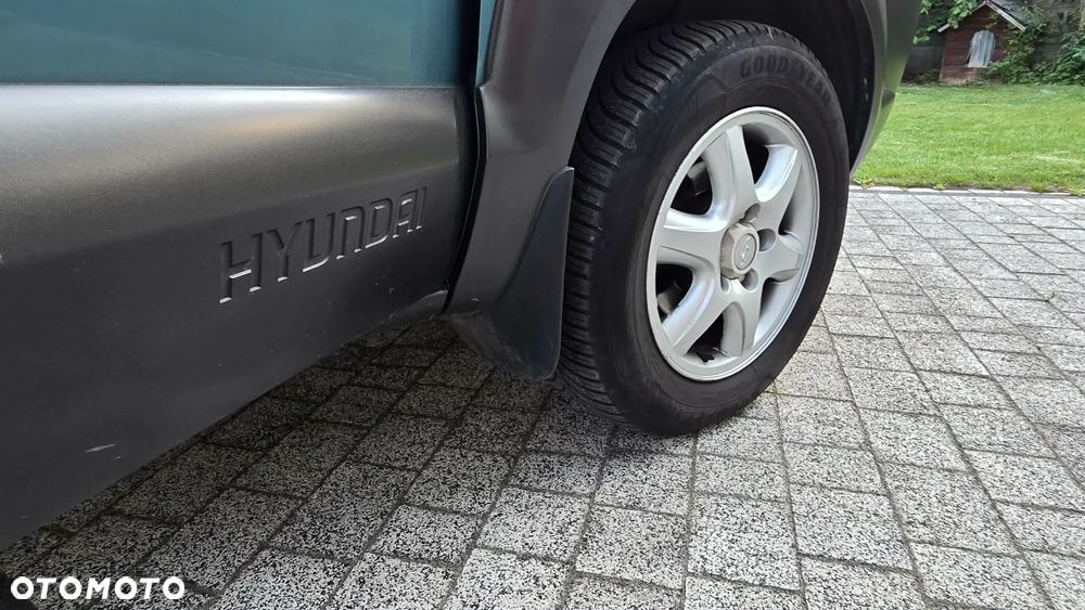 Hyundai Tucson 2.0 Comfort 2WD - 10