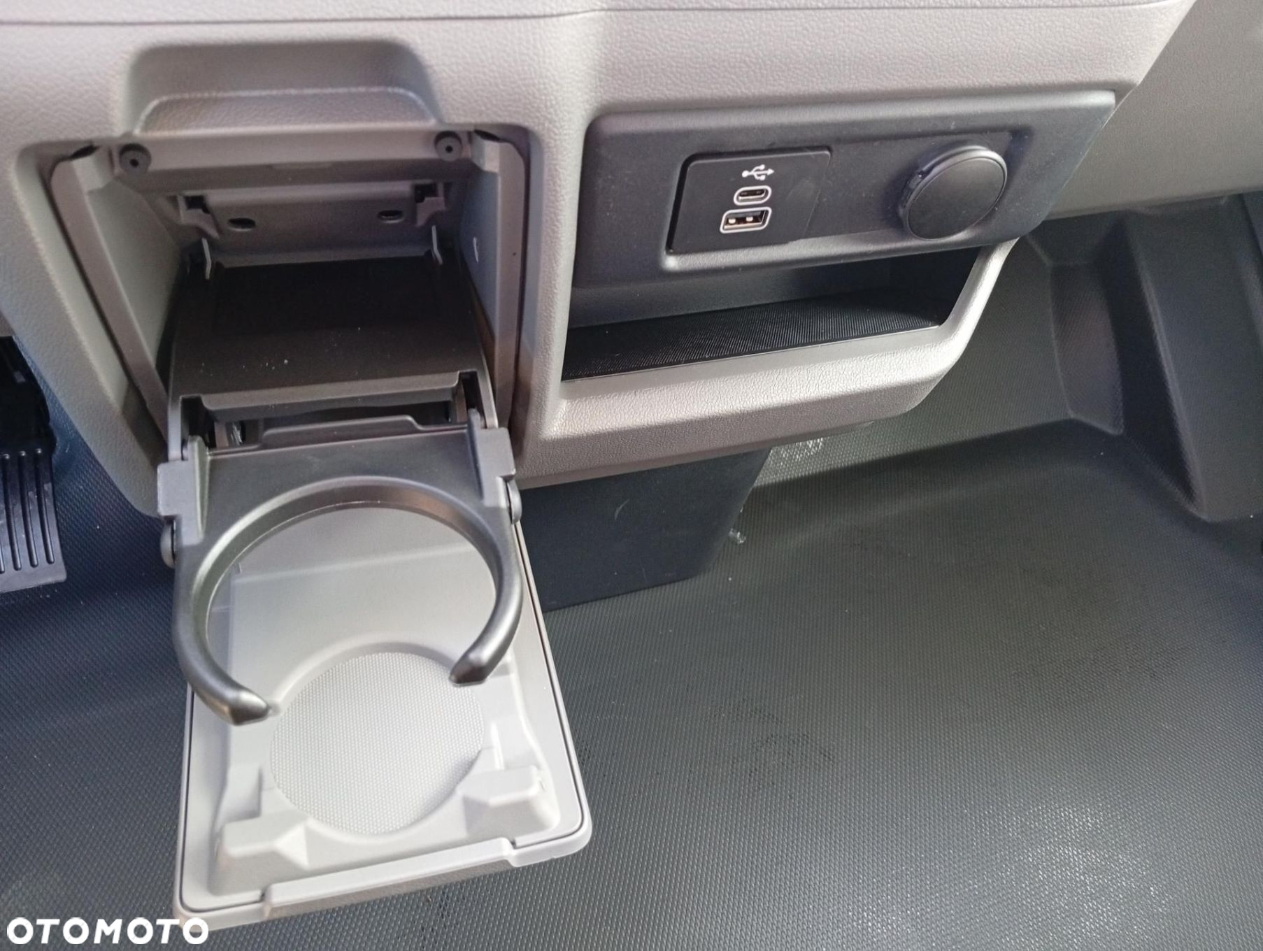 Volkswagen Transporter - 13