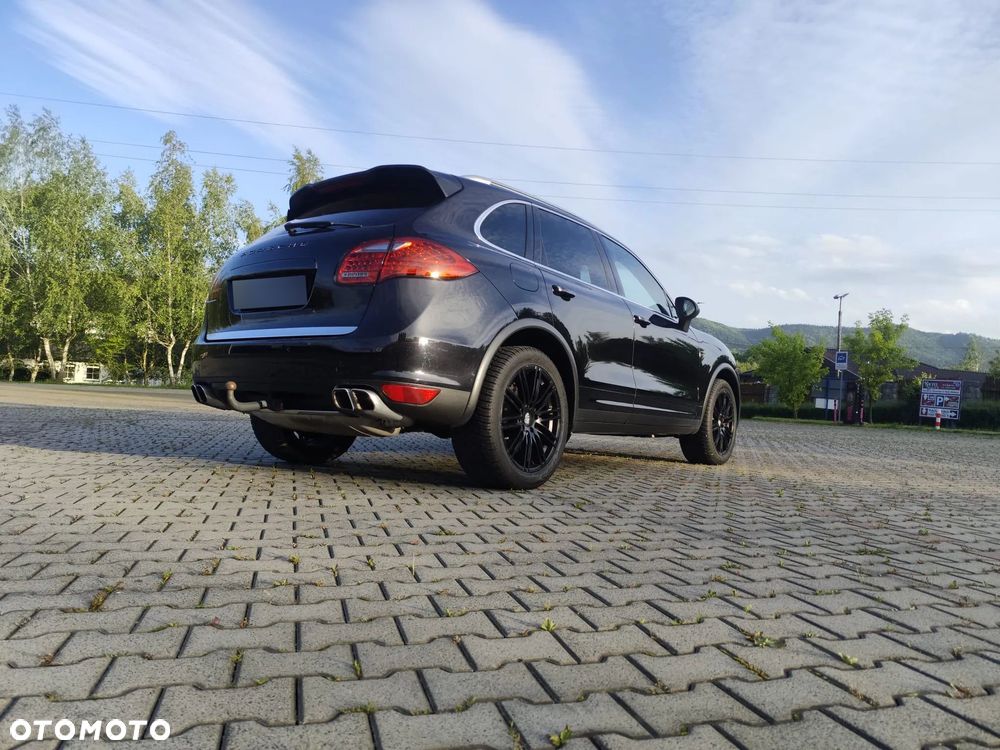 Porsche Cayenne Diesel Platinum Edition - 4
