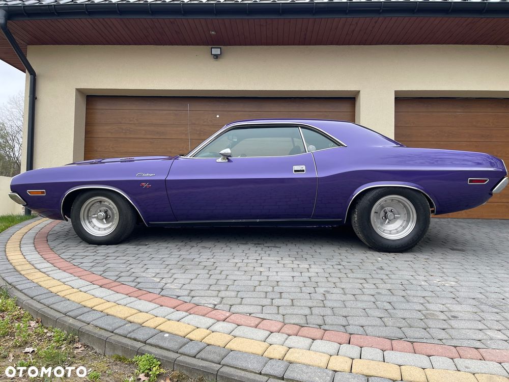 Dodge Challenger - 3