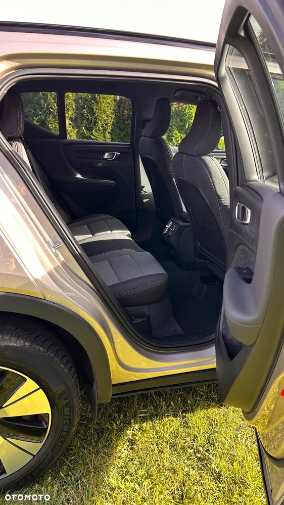 Volvo XC 40 T2 Plus Dark - 9
