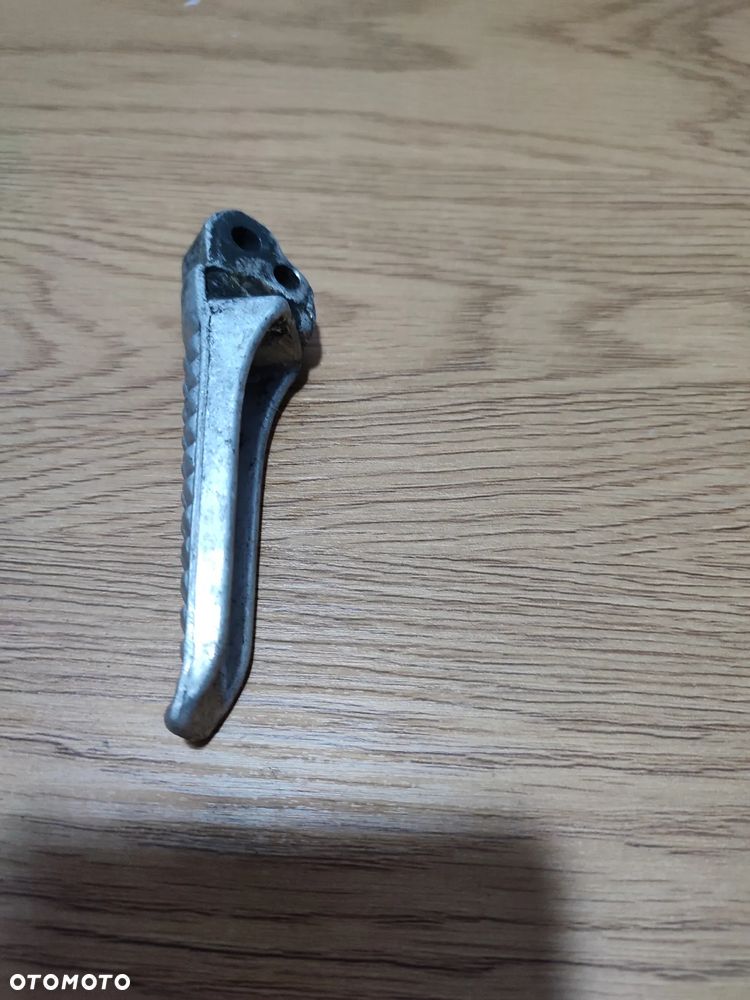 Podnóżek pasażera, lewy tył Suzuki GSX-R K1 K2 K3 - 2