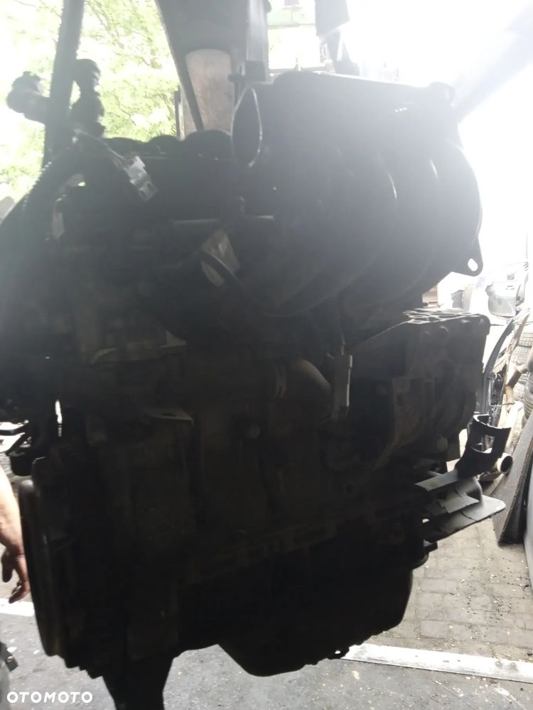 SILNIK KFW 1.4 8V 73KM PEUGEOT 207 307 C3 - 3