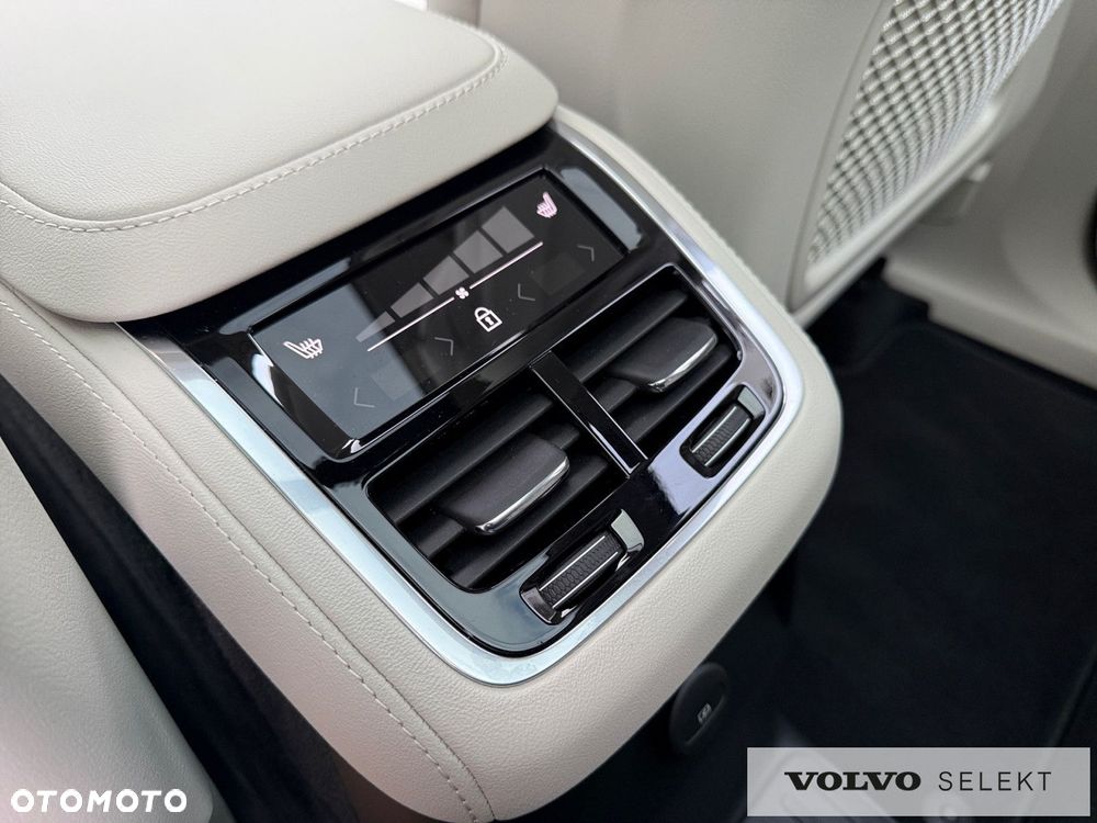 Volvo XC 90 - 17