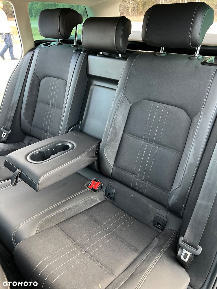 Volkswagen Passat Alltrack - 20