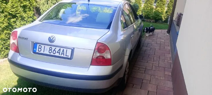Volkswagen Passat 1.6 Basis - 3