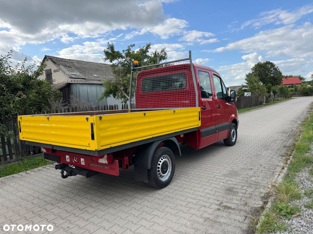 Mercedes-Benz Sprinter - 5
