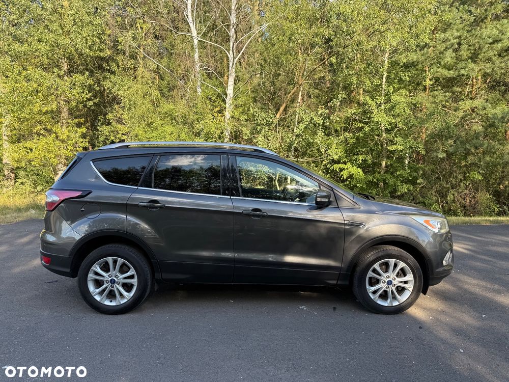 Ford Kuga 1.5 EcoBoost 2x4 Titanium - 7