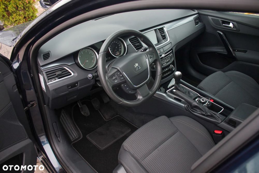Peugeot 508 1.6 T Allure - 10