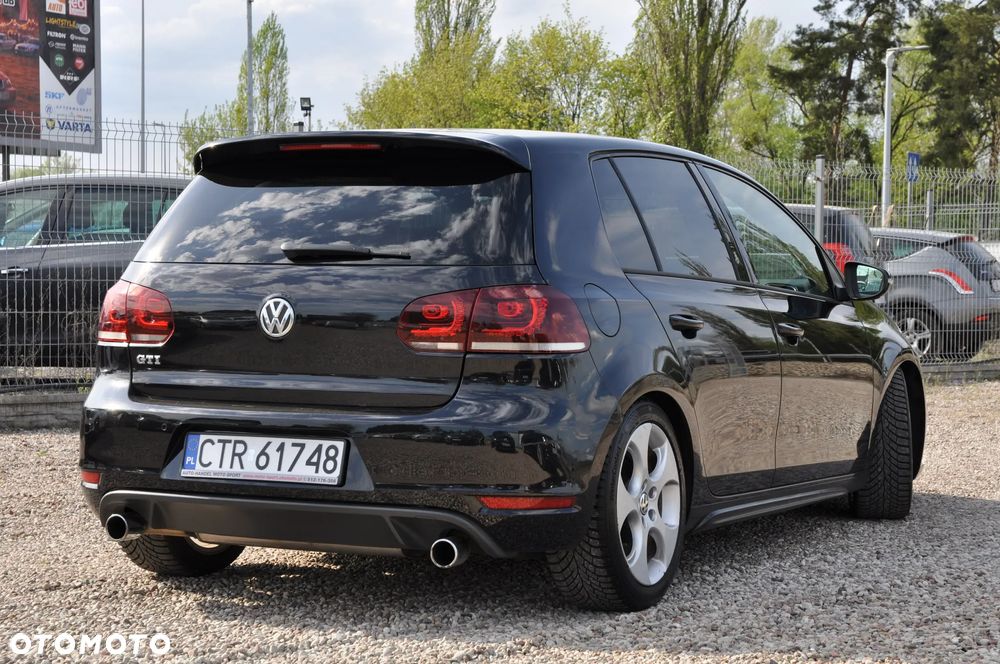 Volkswagen Golf 2.0 GTI - 4