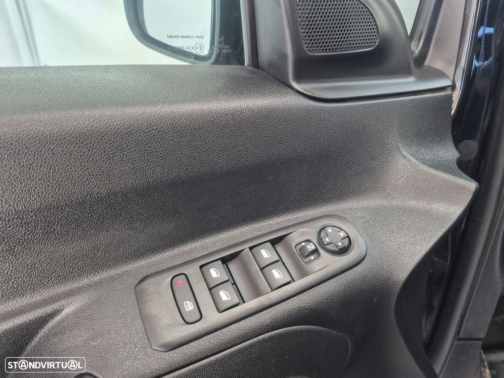 Opel Combo 1.2 L1H1 Innovation - 10