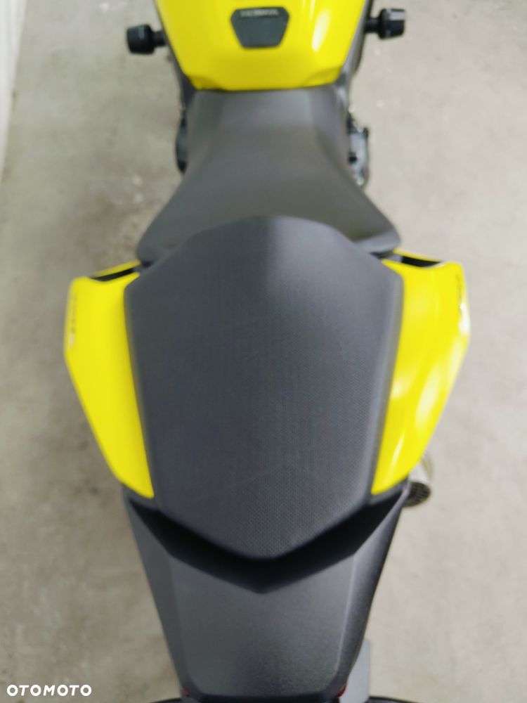 Honda Hornet - 15