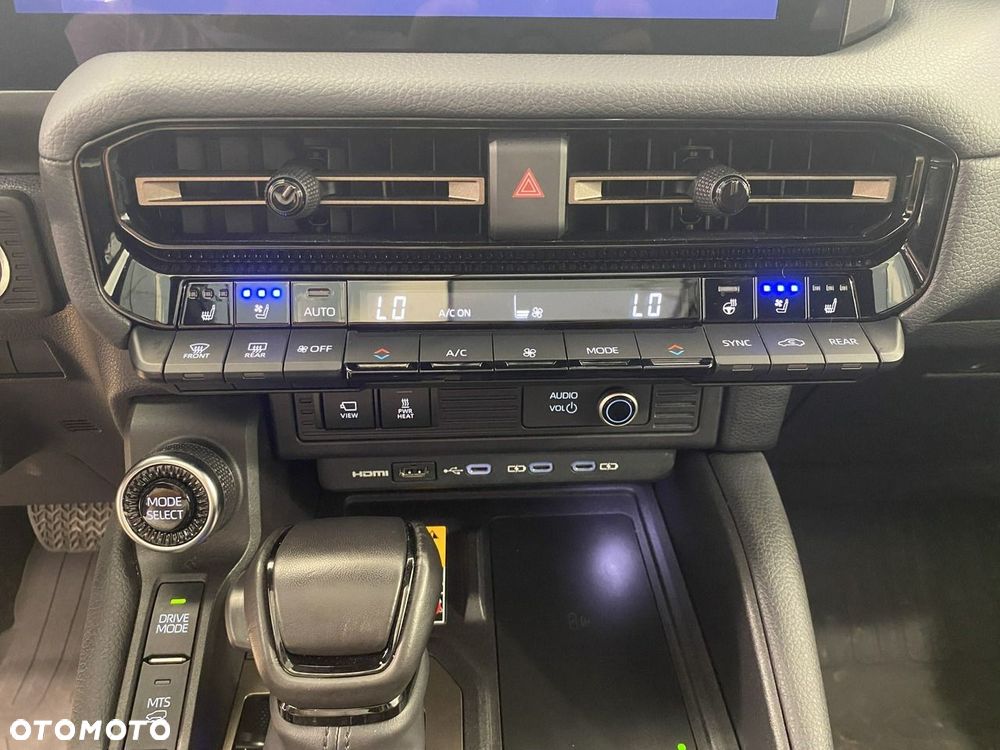 Toyota Land Cruiser - 12