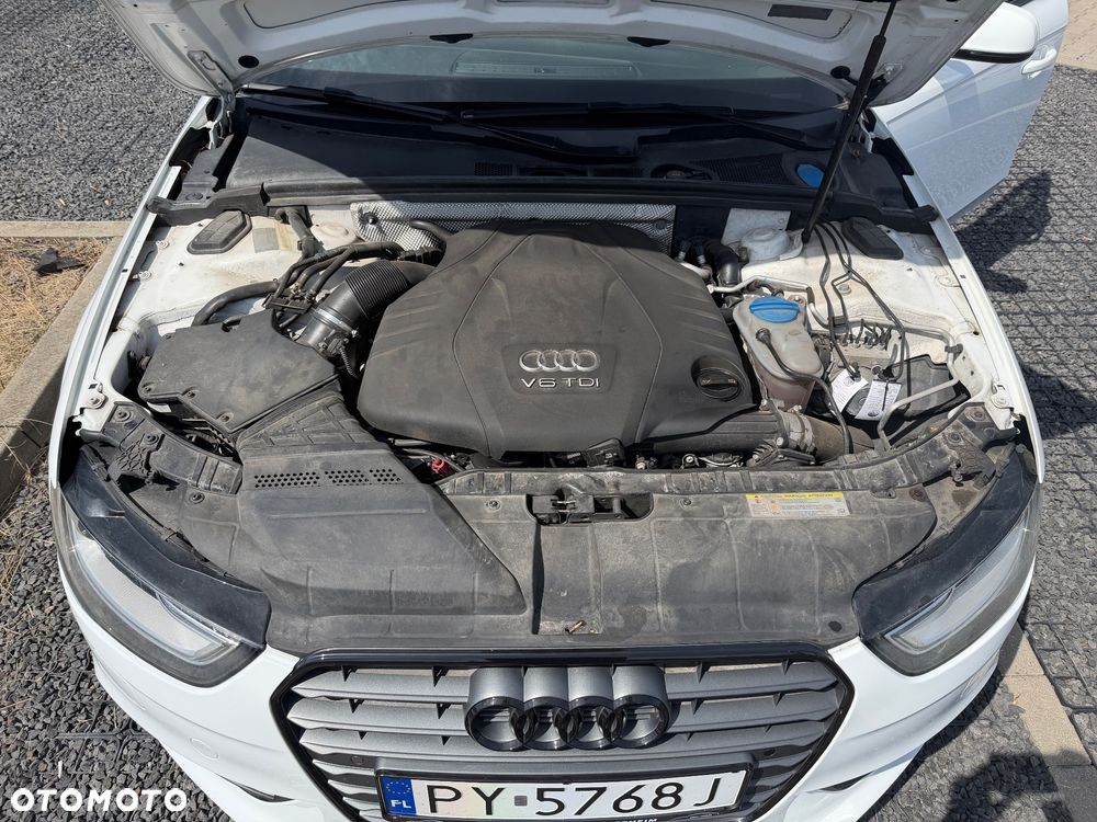 Audi A4 Limousine - 5