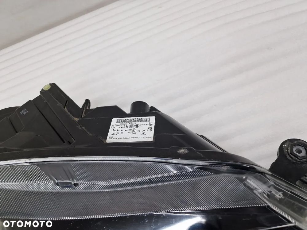 SKODA SUPERB 3 III 15- XENON LED PRAWA LAMPA PRZEDNIA PRZÓD , NR 3V1941016A , NR AUKCJI LL597 - 7